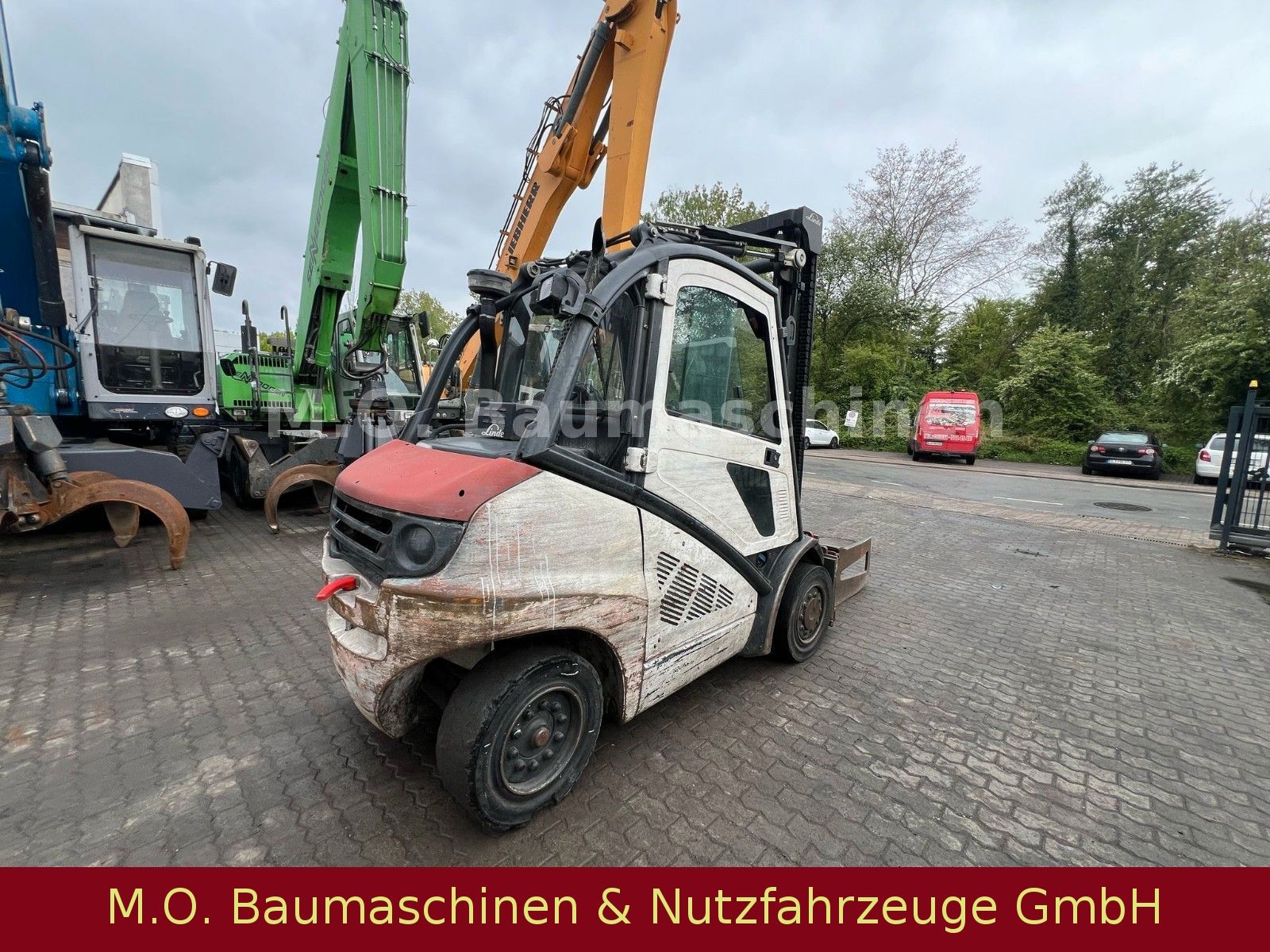 Fahrzeugabbildung Linde H 40 D  /Ballenzange / SS /ZV/ Duplex/4t/4m/