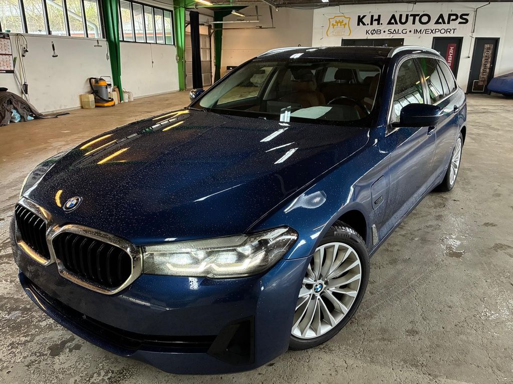 Image of BMW 530