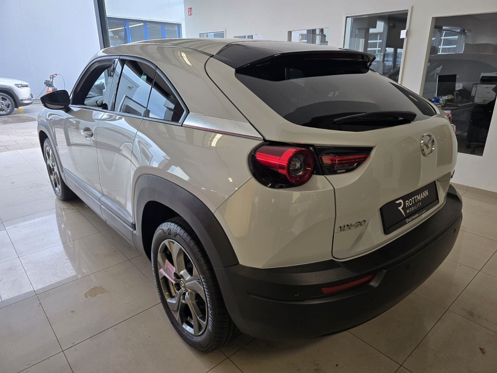 Mazda MX-30 - Bild 4