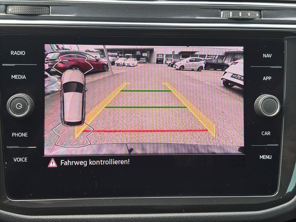 Tiguan Life 2.0 TDI DSG ACC MATRIX-LED RFK