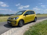Volkswagen high up! TÜV + Service neu | SHZ/Klima/Alu/Tempo - gebrauchte Kleinwagen in Fulda