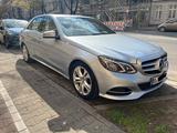Mercedes-Benz E 300 BlueTEC HYBRID AVANTGARDE AVANTGARDE - Mercedes-Benz E 300 Bluetec mit Diesel-Antrieb
