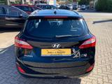 Hyundai i30 cw 1,4 / ALLWETTERREIFEN / KAMERA - Hyundai i30 mit Benzin-Antrieb: 1.4