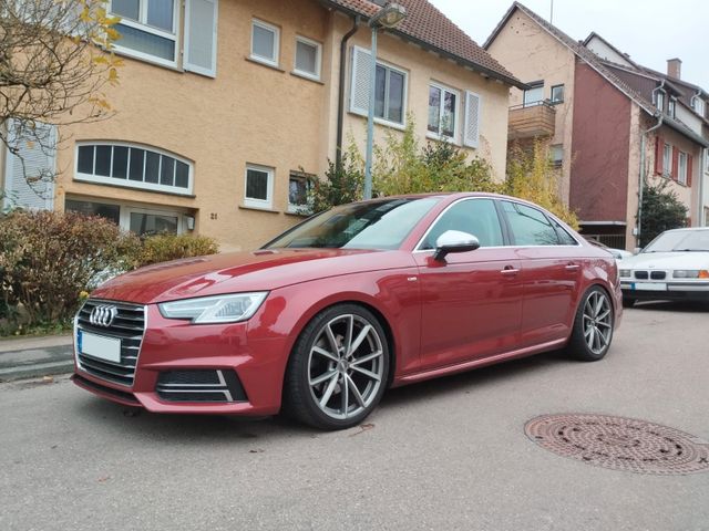 Audi A4 1.4 TFSI Limousine S-Line Sportpaket 19" Navi