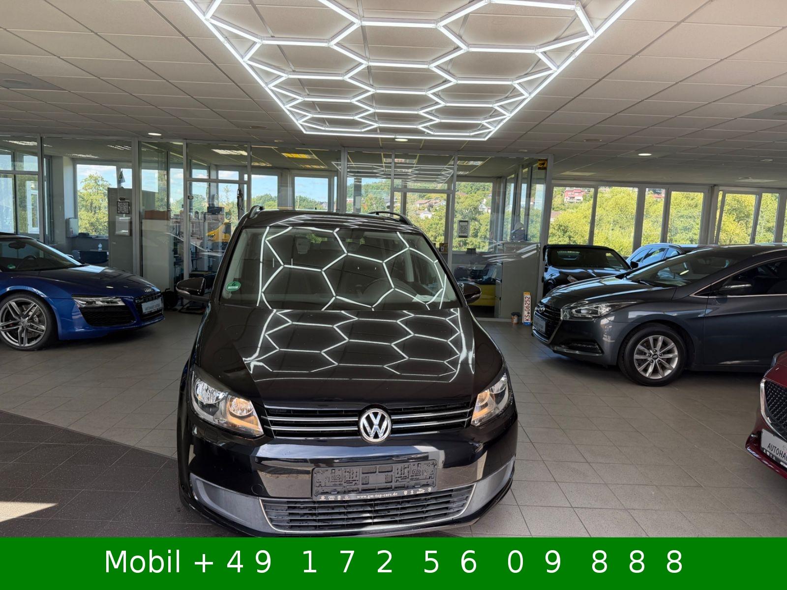 Volkswagen Touran 2011 — photo 27
