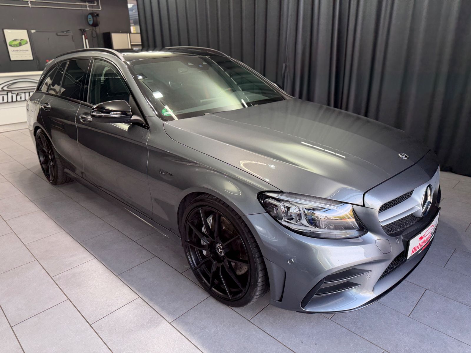 Fahrzeugabbildung Mercedes-Benz C 43 AMG T|PANORAMA|PERFORMANCE|NAVI|AHK