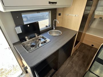 Sunlight A 68 6 Personen Camper 