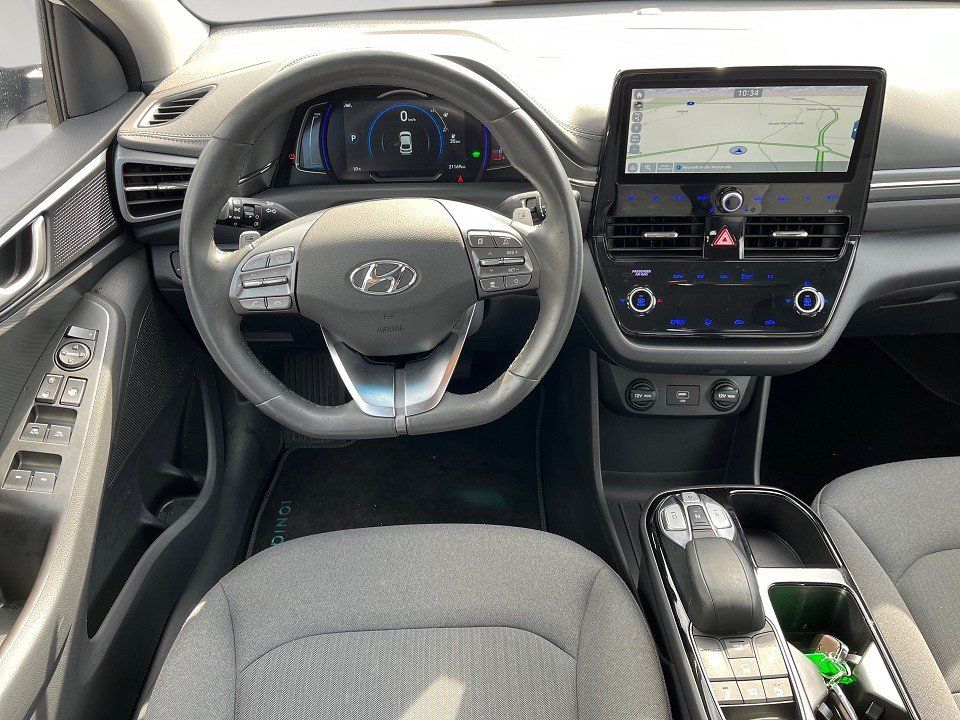 Fahrzeugabbildung Hyundai IONIQ Facelift Elektro TREND-Paket