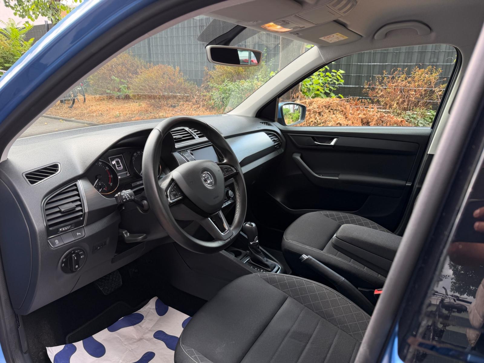 Skoda FabiaStyle/Klima.A/Sitz-H/PDCx2/Garantie/Tüv-Neu