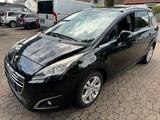 Peugeot 5008 Allure Panorama Navi 7Sitzer Head up - Peugeot 5008 aus 2014