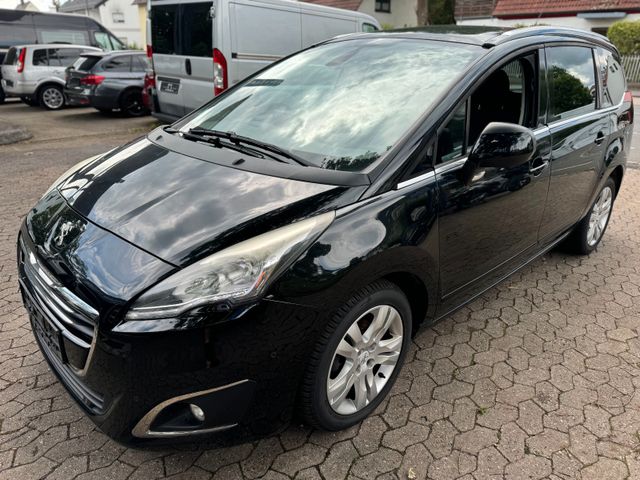 Peugeot 5008 Allure Panorama Navi 7Sitzer Head up