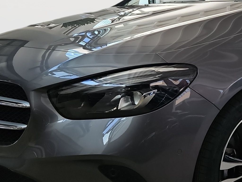 Fahrzeugabbildung Mercedes-Benz B 200 AHK AUT Kam. KlimaA LED Navi PDC ParkAss