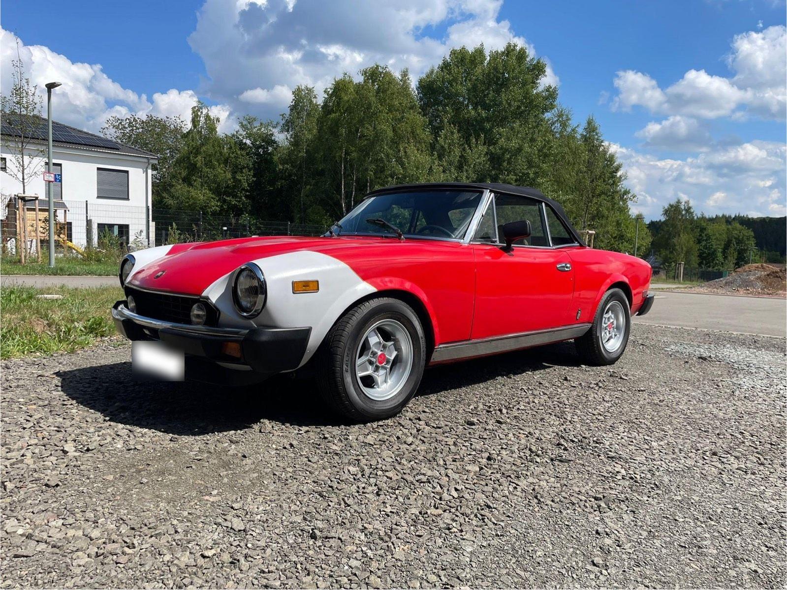 Fiat 124 Spider