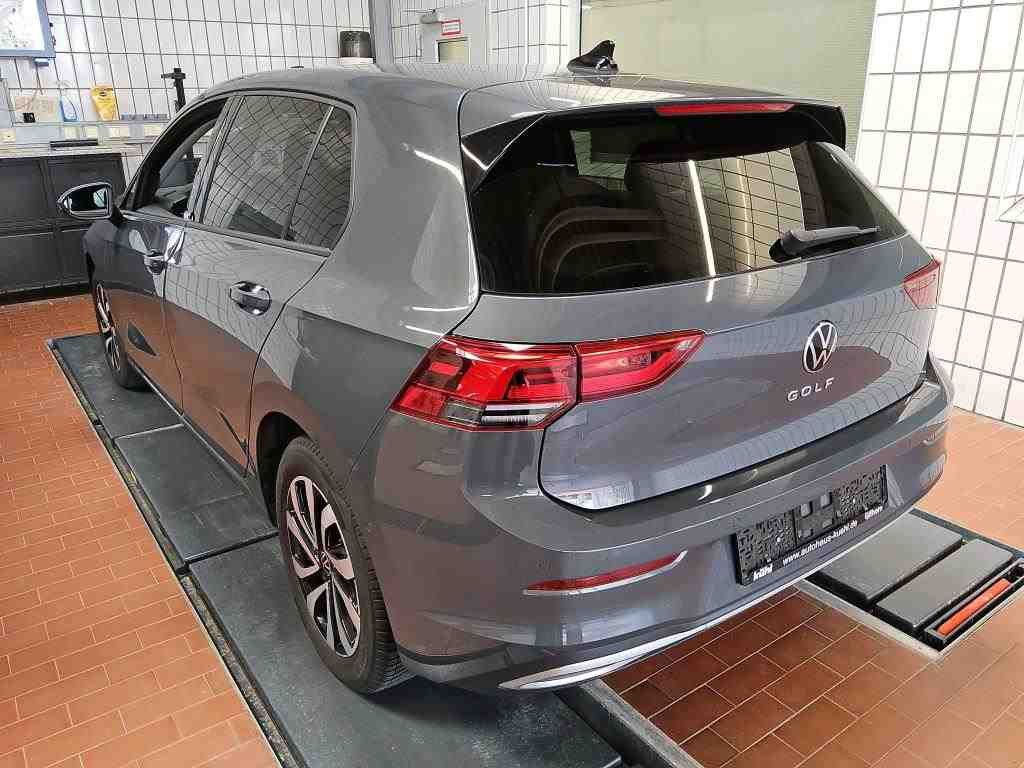 Volkswagen Golf - Bild 6