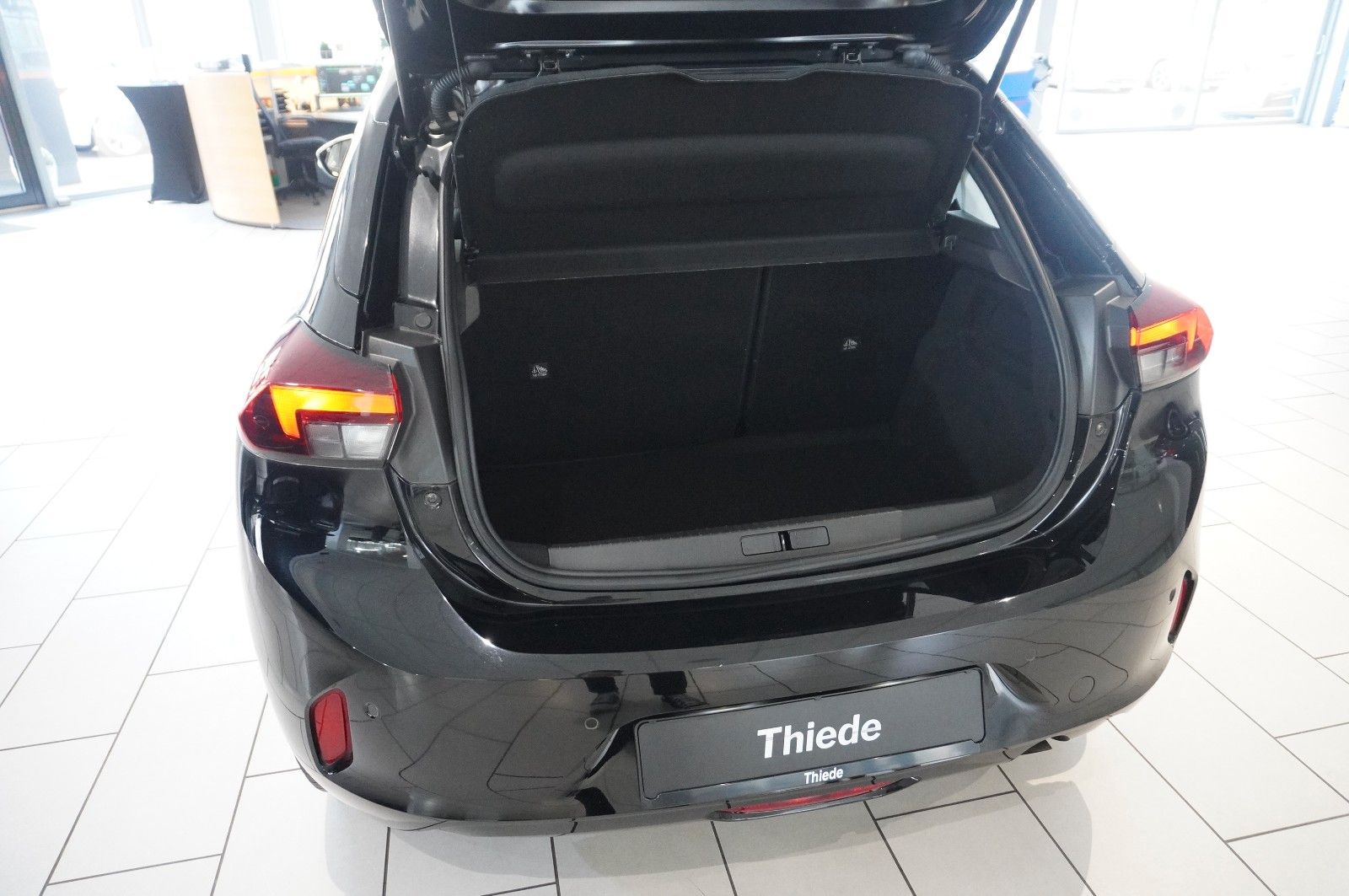 Fahrzeugabbildung Opel Corsa F 1.2 EDITION NAVI/KAMERA/TEMP./PDC/DAB+