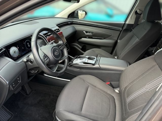 Fahrzeugabbildung Hyundai Tucson Trend Plug-In Hybrid 4WD 1.6 T-GDI +NAVI+