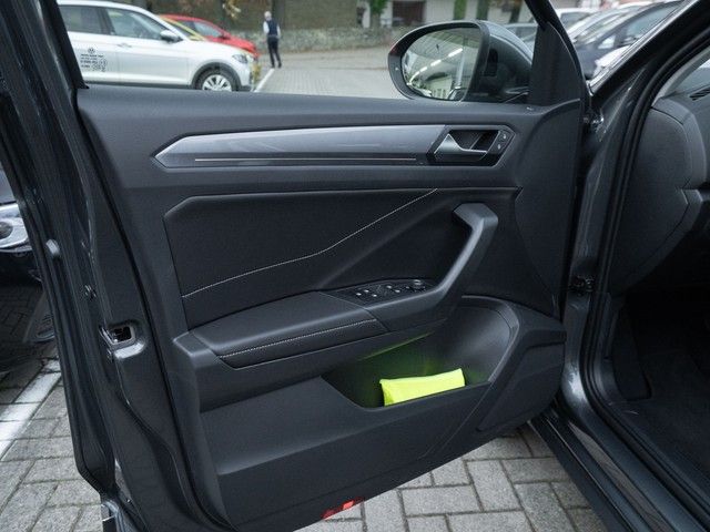 T-Roc Style TSI DSG AHK Kamera ergoSitz ACC