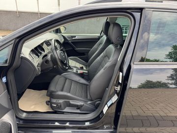 Volkswagen Golf - 9