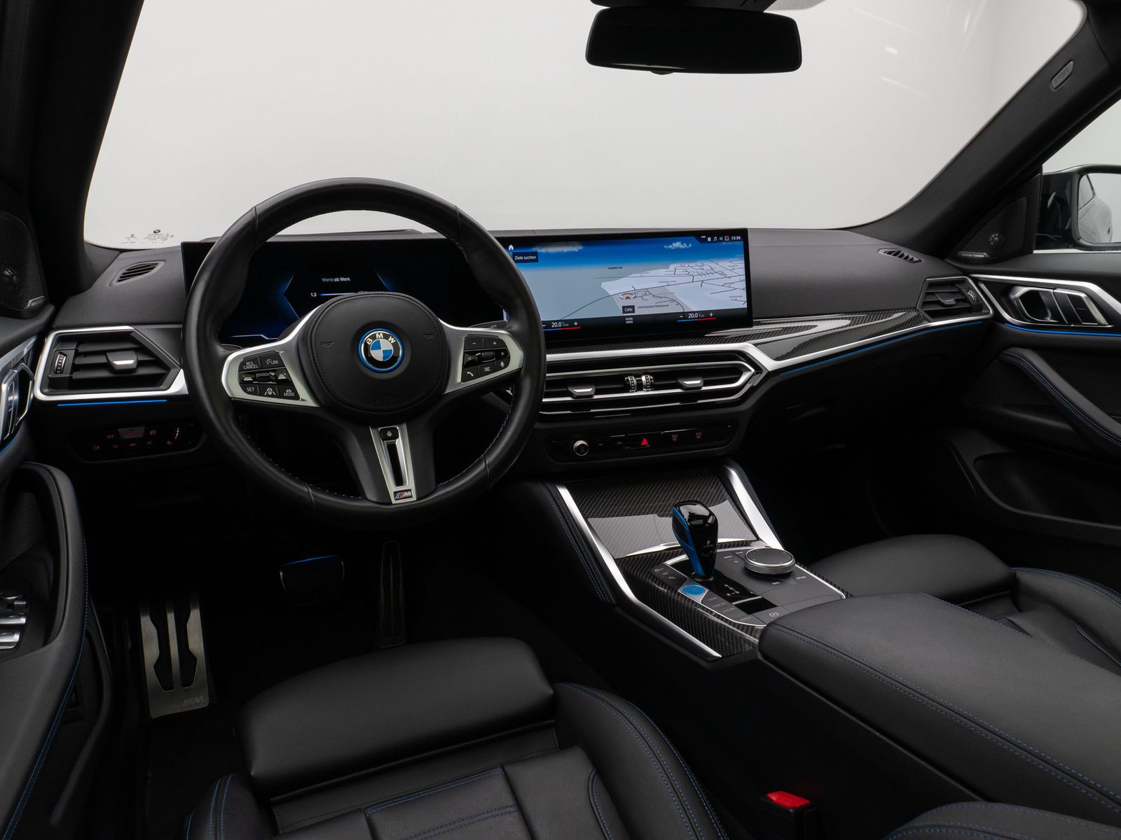 Fahrzeugabbildung BMW i4 M50 Gran Coupé Laser 360°DAB H/K Komfort 19"