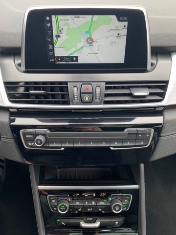 Fahrzeugabbildung BMW 218i Gran Tourer M Sport+LED+Navi+Pano+ACC+DAB