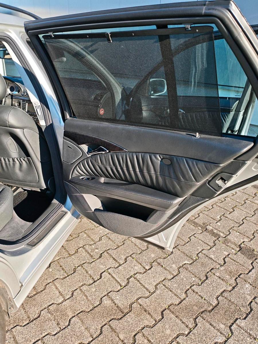Mercedes-Benz E320 2004 — photo 14