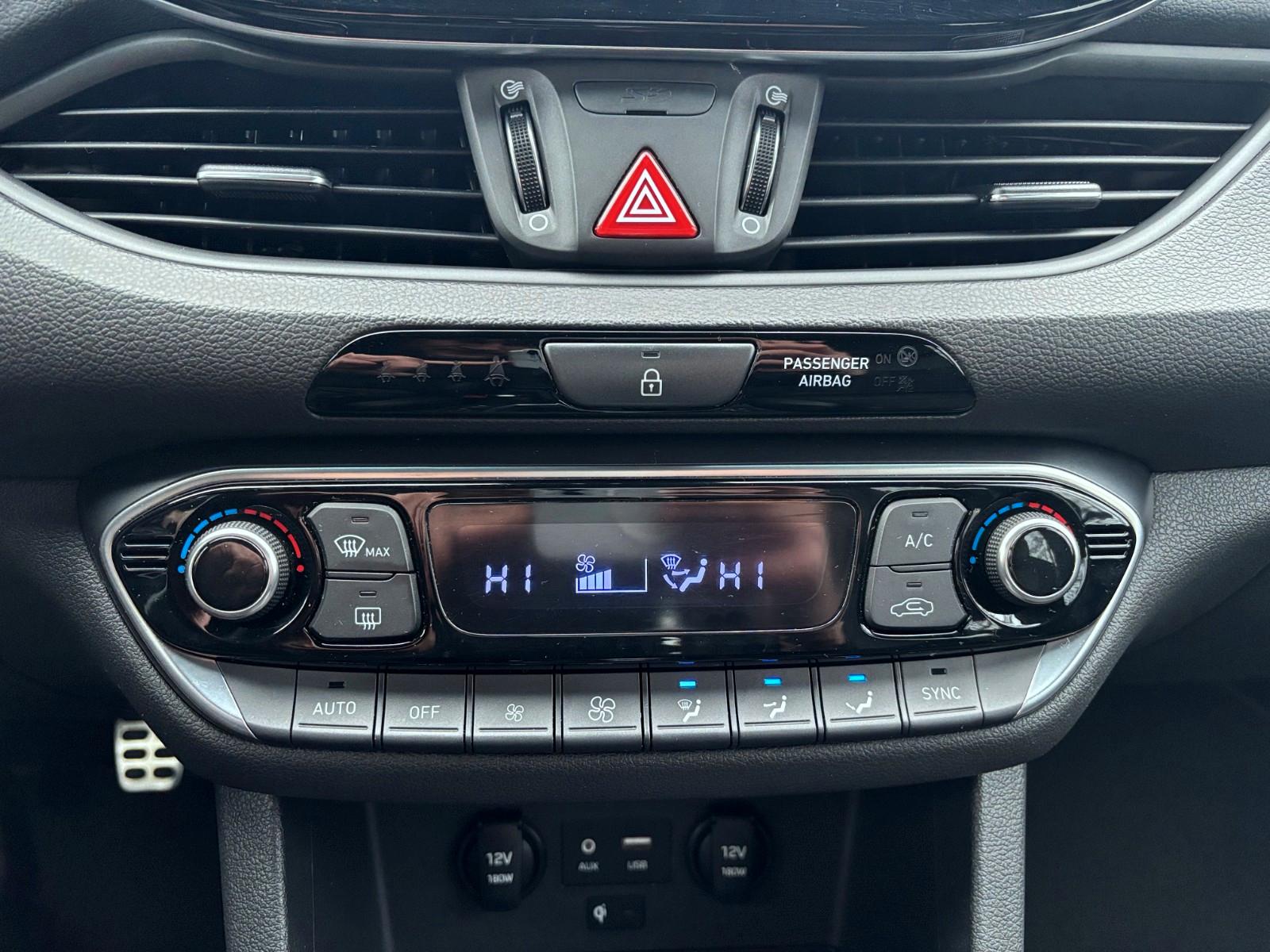 Hyundai i30 N Performance*Pano*e.Sitze*LED*CAM*WinterP.*
