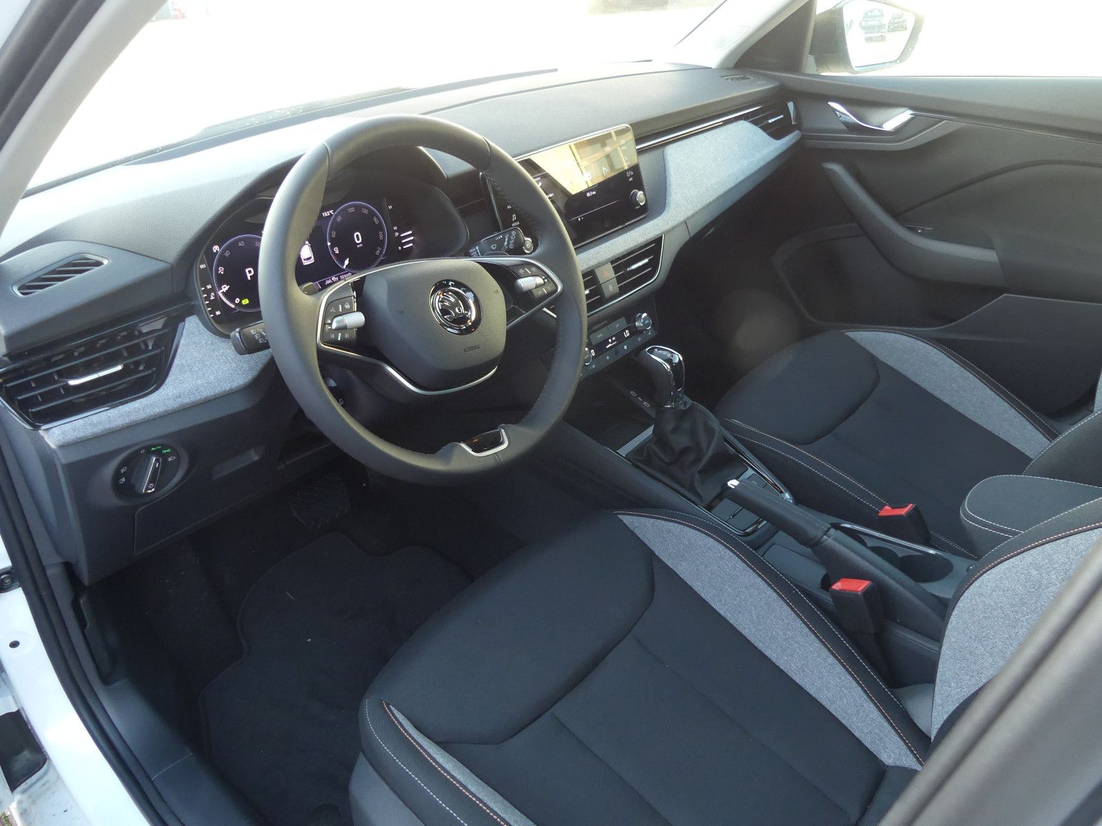 Fahrzeugabbildung SKODA Kamiq Selection