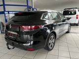 Renault Megane Grandtour Intense Tce Navi,LED,AHK,Shz. - gebrauchte Renault Megane aus dem Jahr 2022