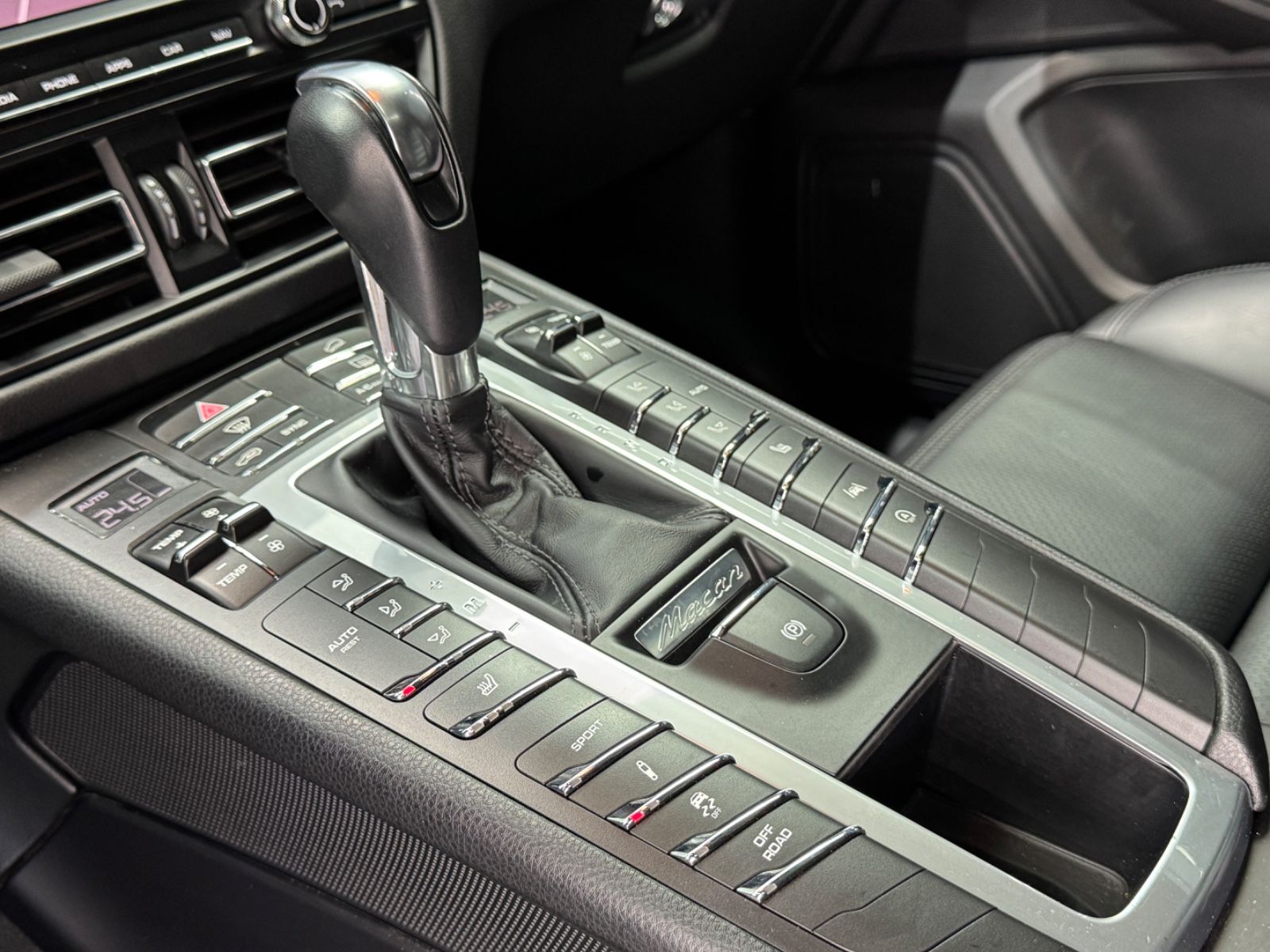 Fahrzeugabbildung Porsche Macan S|PANORAMA|18-WEGE|BOSE|PDLS+|20"TURBO|