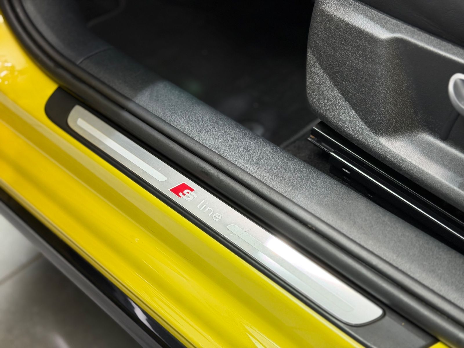 Fahrzeugabbildung Audi A1 Sportback 40 TFSI edition one|3xS-LINE|DSG|