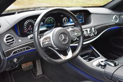Fahrzeugabbildung Mercedes-Benz S -Klasse S 450 4Matic* Lang*AMG*VOLL*MIETKAUF