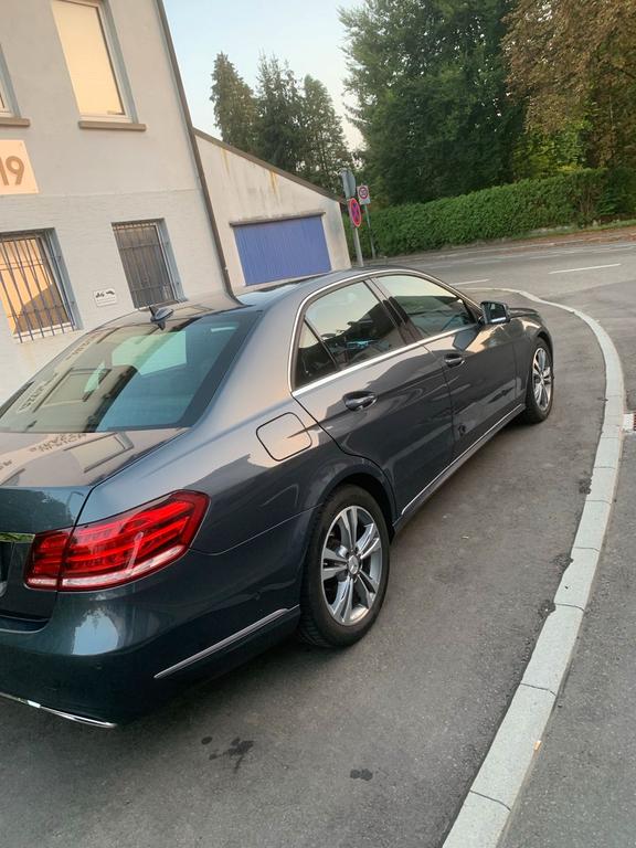 Mercedes-Benz E 200
