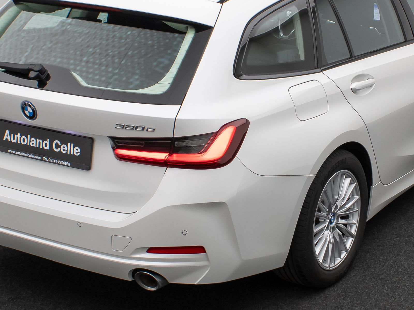 Fahrzeugabbildung BMW 320e DAB CockPitPlus PDC Geschwindigkeitsreg LED