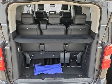 Peugeot Traveller Allure L2 7-Sitzer*Standhzg.*Glasdach*