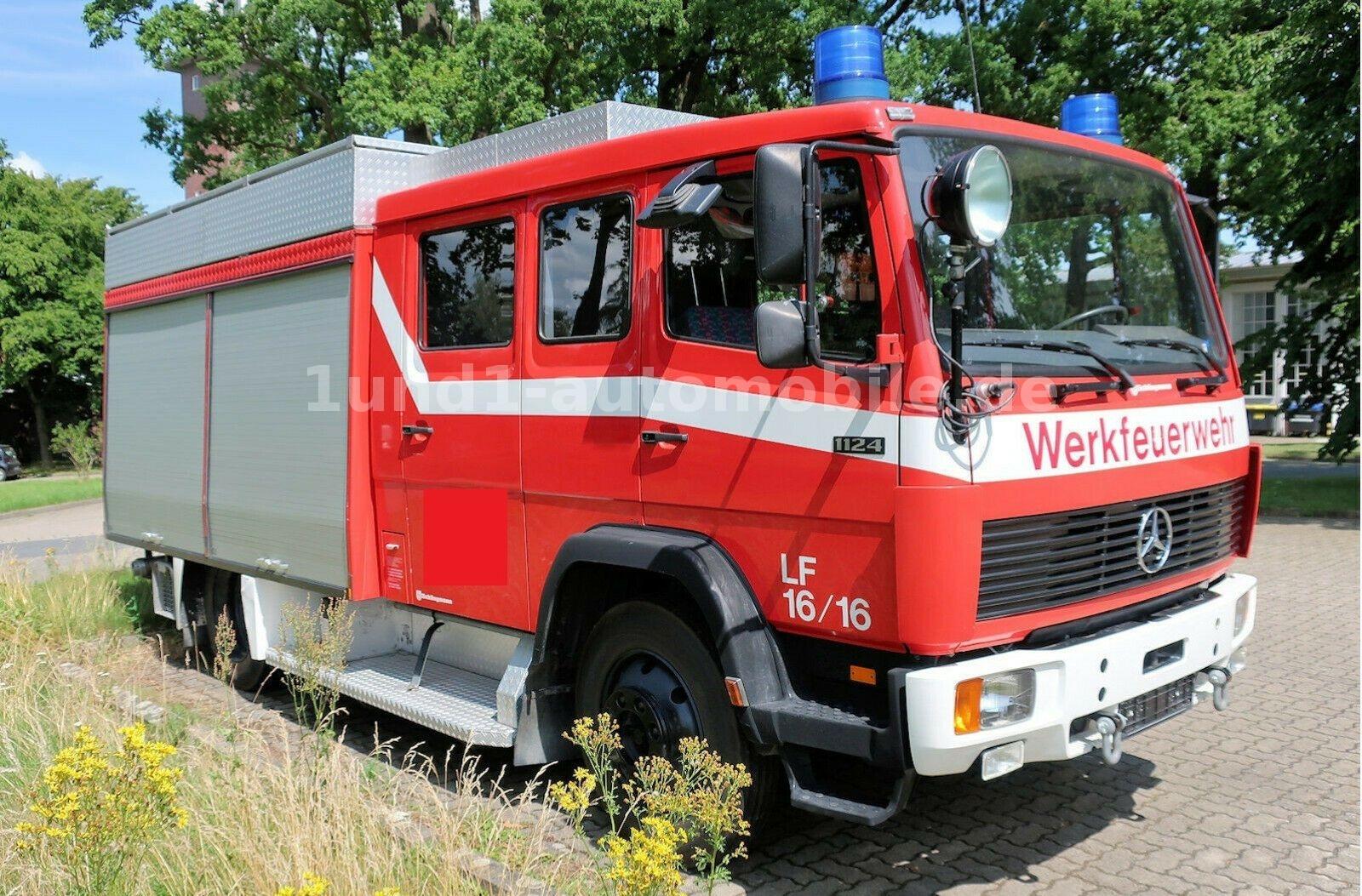 Mercedes-Benz 1124 F Feuerwehr LF 16/16 Pumpe Tank Haspel