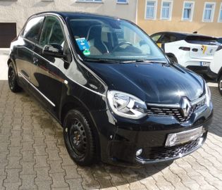 Renault Twingo Techno Electric, 8-fach bereift