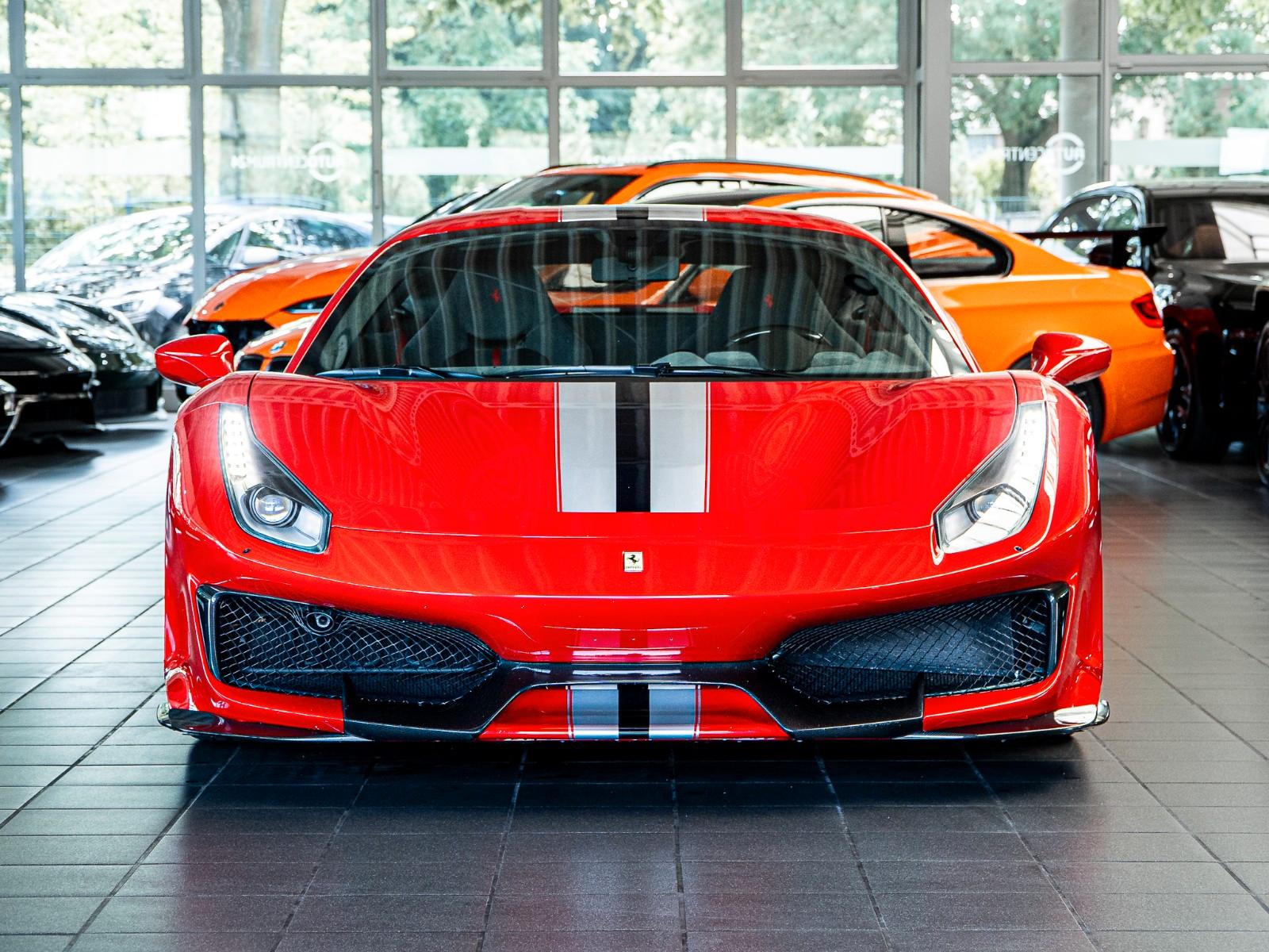 Ferrari 488 Pista