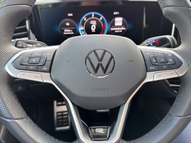 Passat Variant R-Line 2.0 TDI DSG Bluetooth Navi