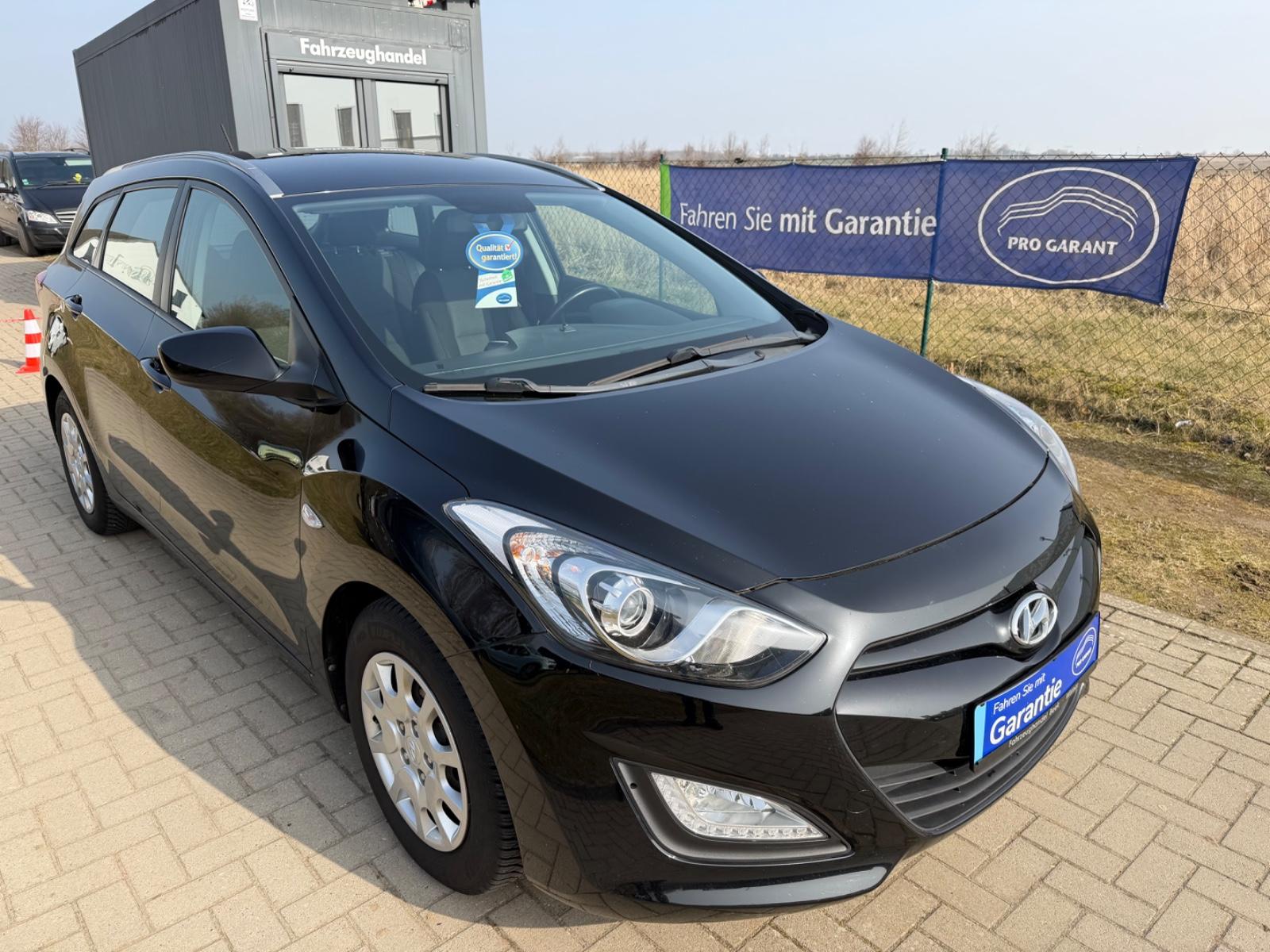 Hyundai i30 cw Classic+Lenkradheizung+Klima+SHZ+Scheckhe