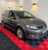 Volkswagen Touran Highline, Automatik - Volkswagen Touran aus 2011: Highline