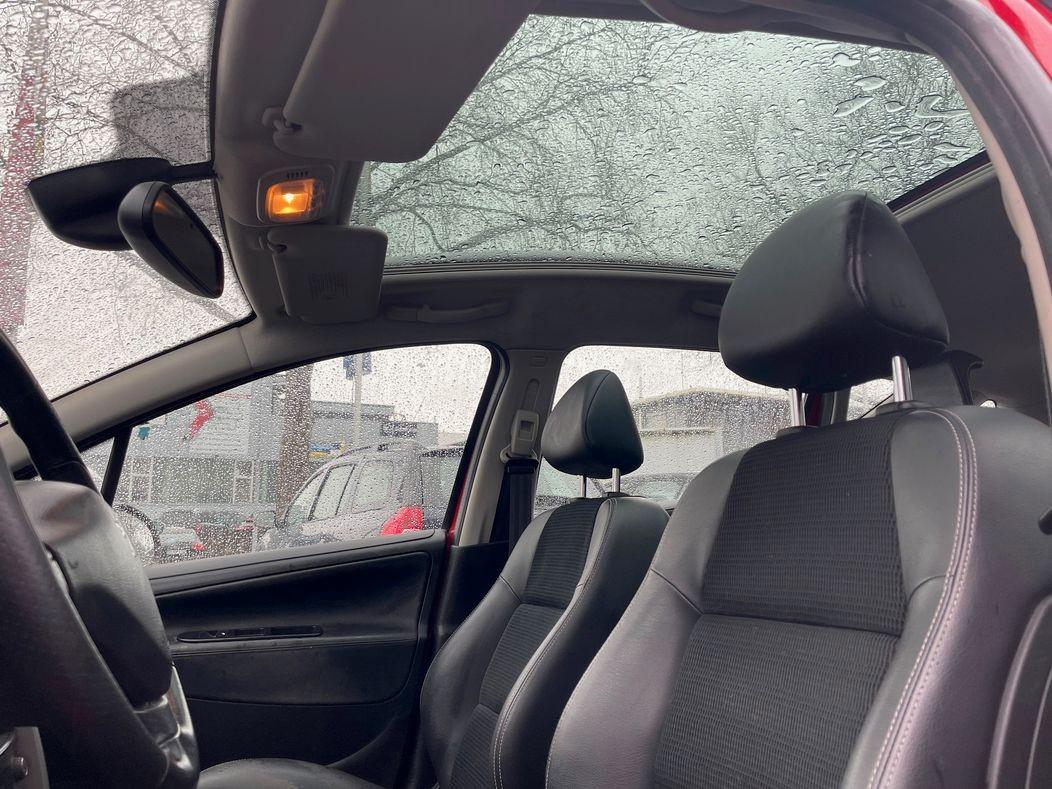 Peugeot 207 2012 — photo 7