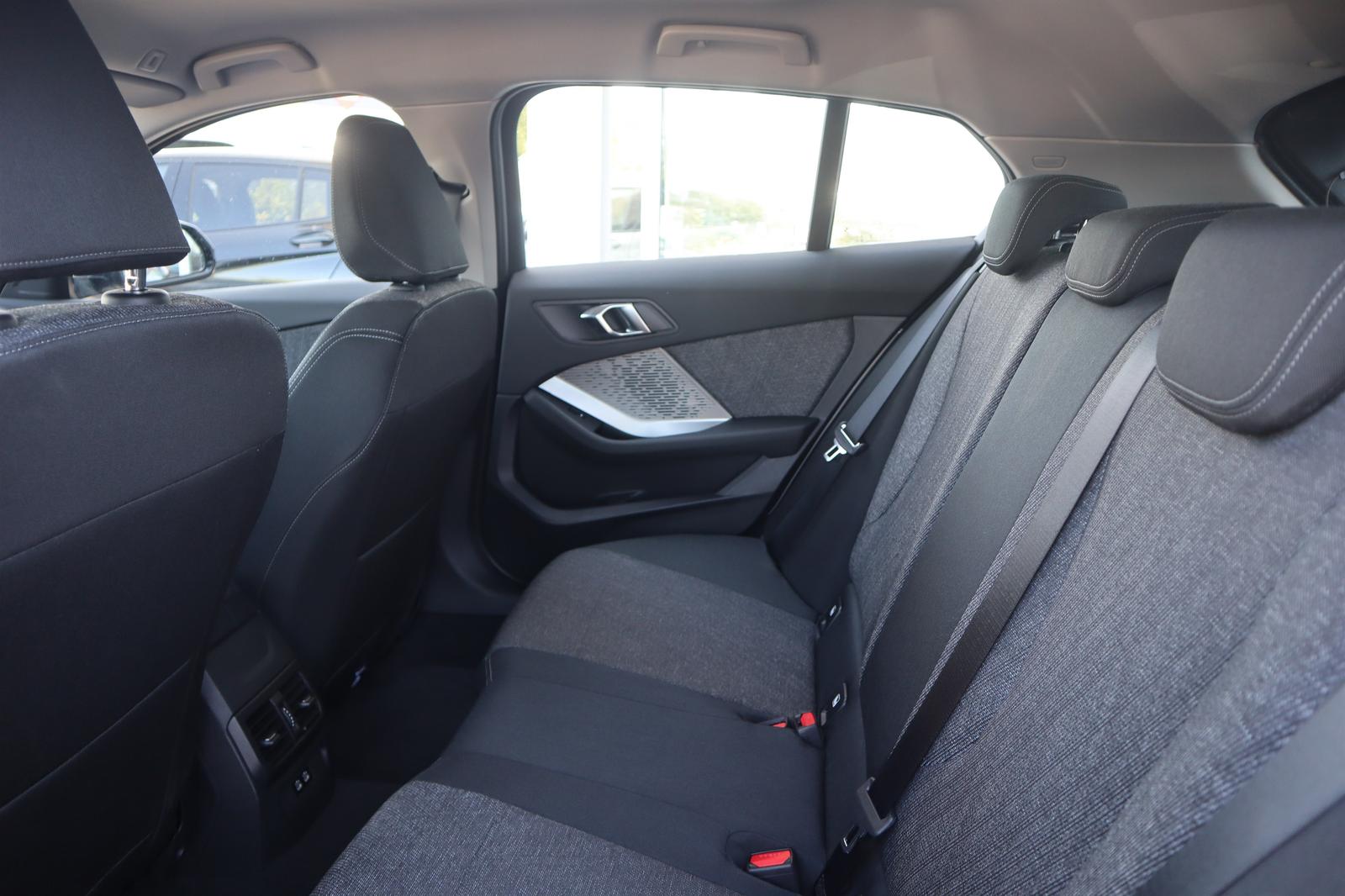 BMW 120 Hatch DAB/LED/Komfortzg/AHK/RFK