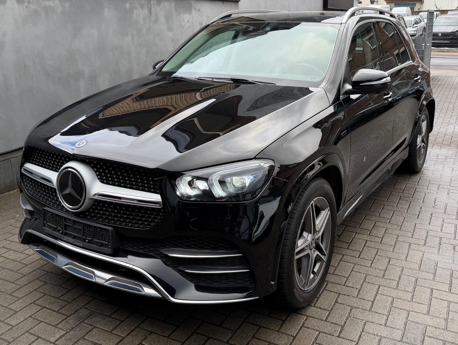 Mercedes-Benz GLE 350 e 4Matic AMG Line Pano AHK