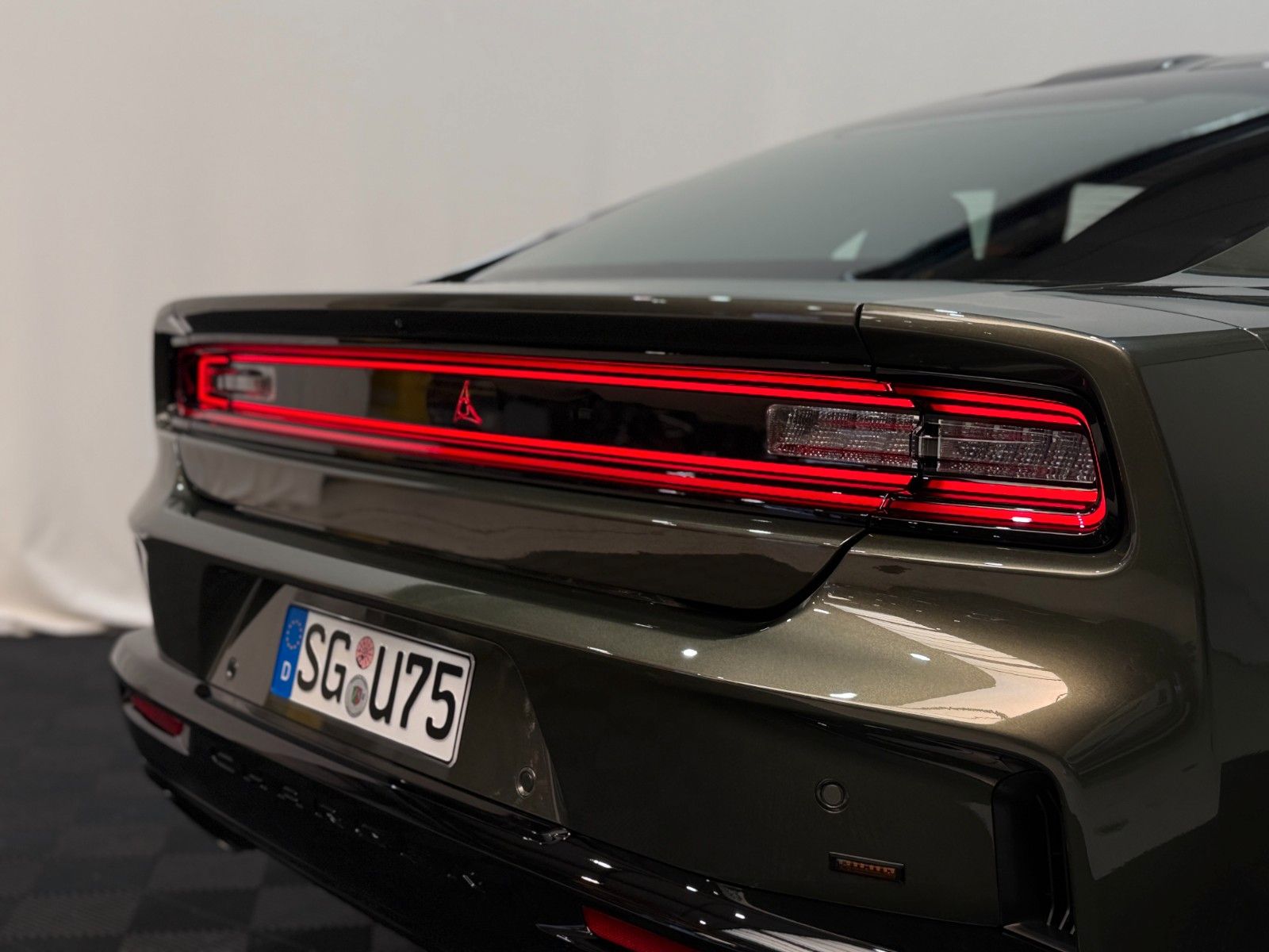 Fahrzeugabbildung Dodge Charger R/T - 2 Door - SIXPACK - ALLRAD