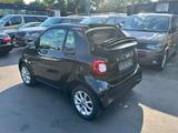 Smart ForTwo cabrio 52 kW AUTOMATIK/SHZ/TÜV NEU/EUR6/ - Smart in Frankfurt (Main)