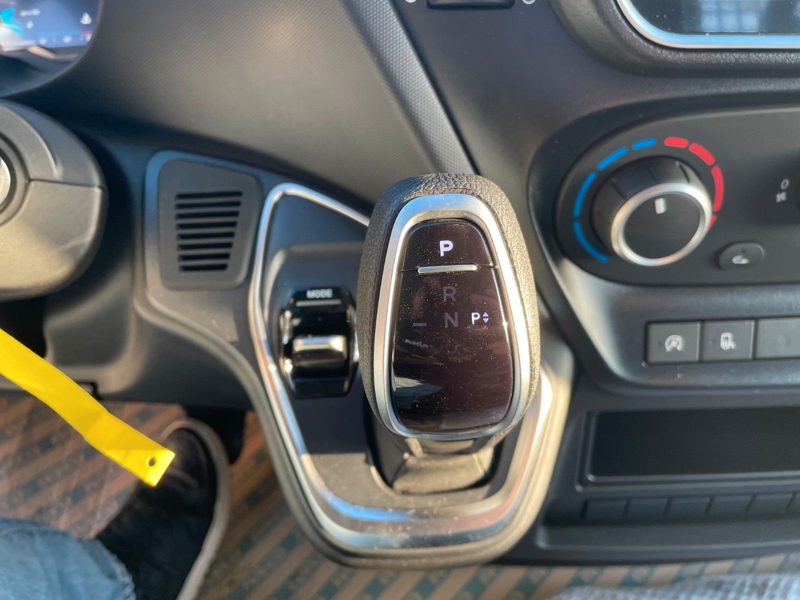 Fahrzeugabbildung Iveco Daily 35S14 A8 *R3.750mm*Automatik*AHK*