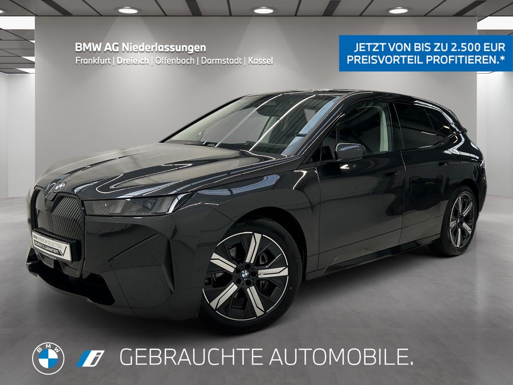 BMW iX