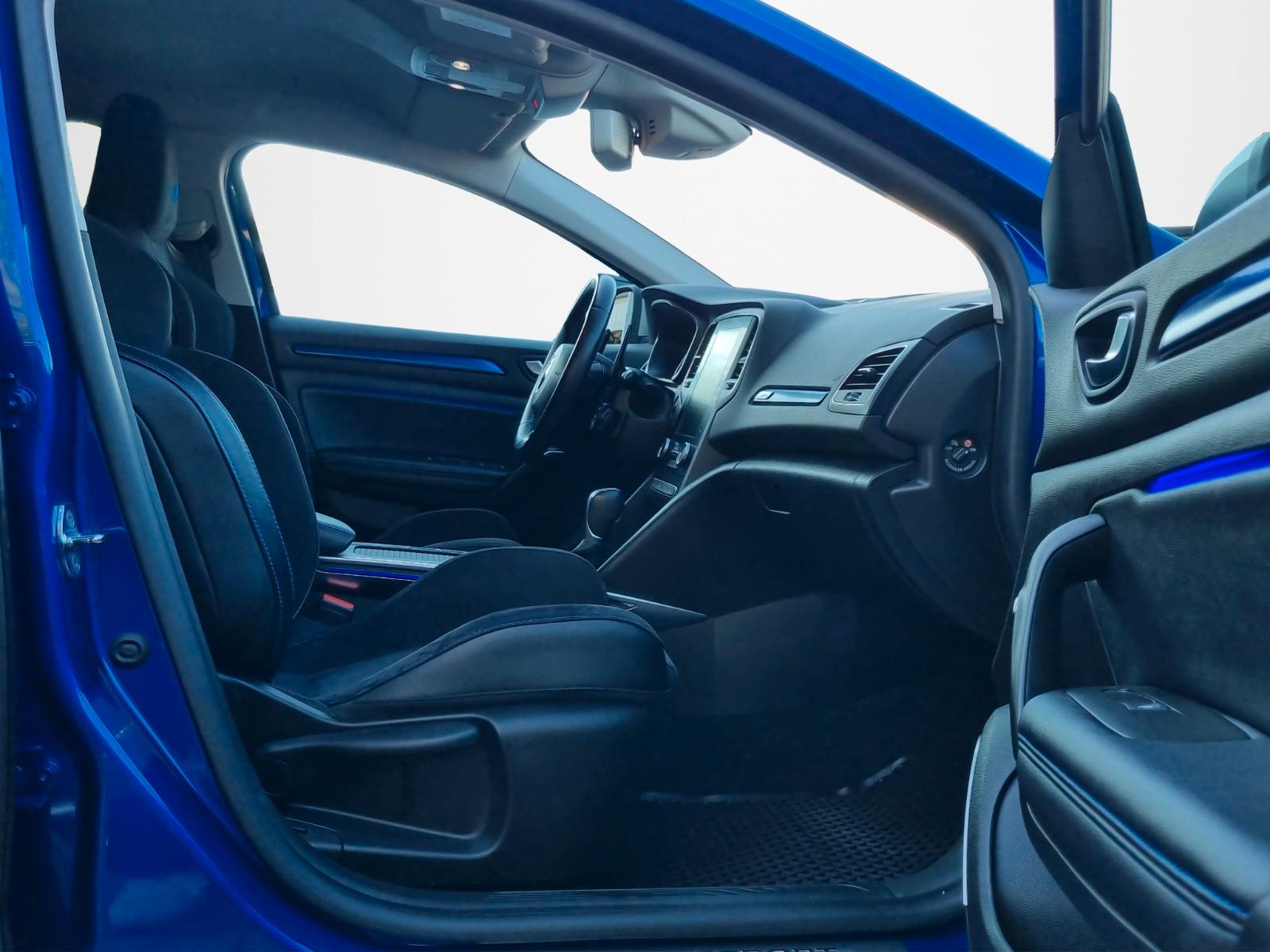 Renault Megane IV Grandtour GT*LED*BOSE*NAVI*PDC*KAMERA*