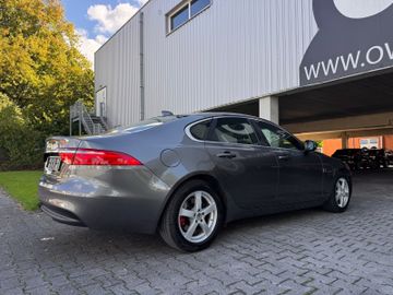 Jaguar XF - 3