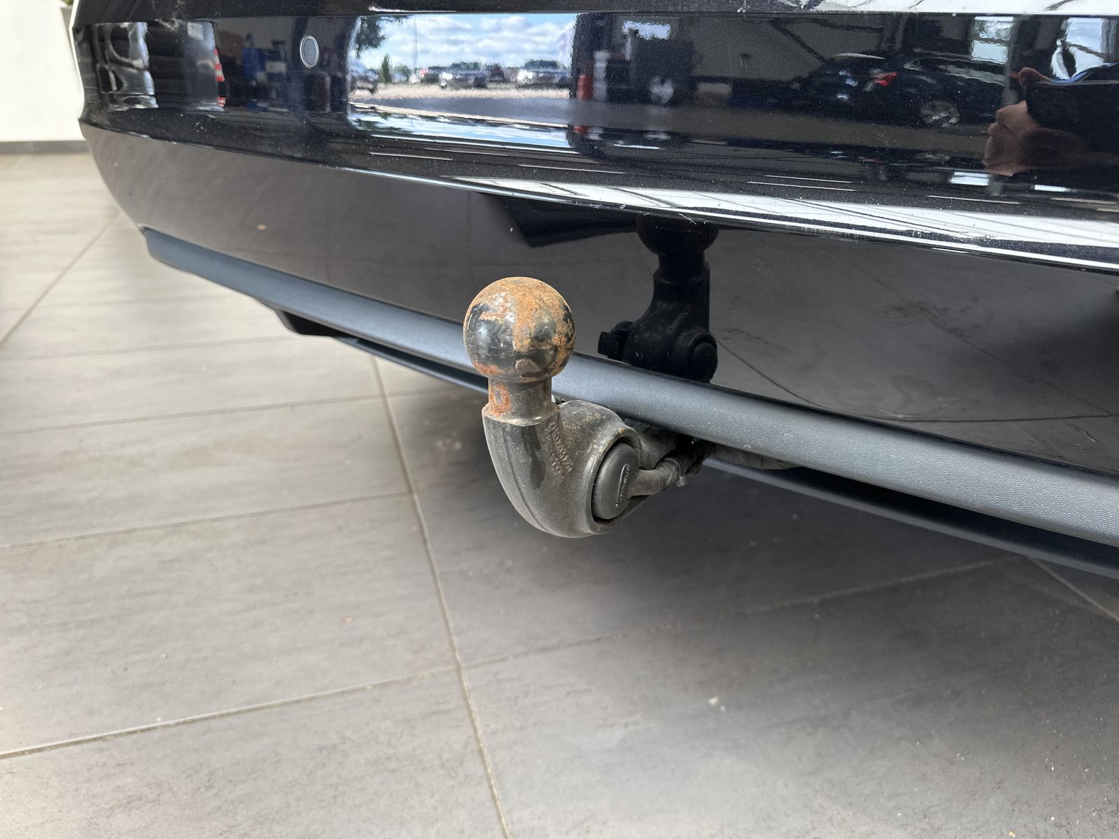 Fahrzeugabbildung Volkswagen Sharan 1.4 TSI DSG 7-Sitzer HL NAV+XEN+AHK+PANO